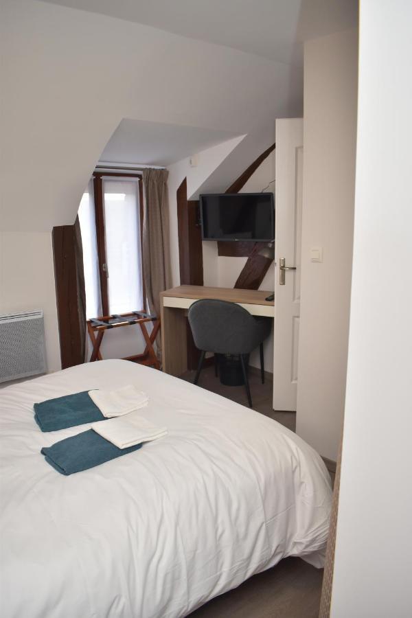 Gionges Auberge Saint Fergeux מראה חיצוני תמונה