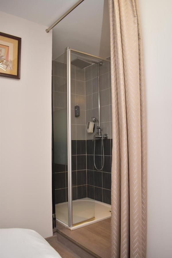 Gionges Auberge Saint Fergeux מראה חיצוני תמונה