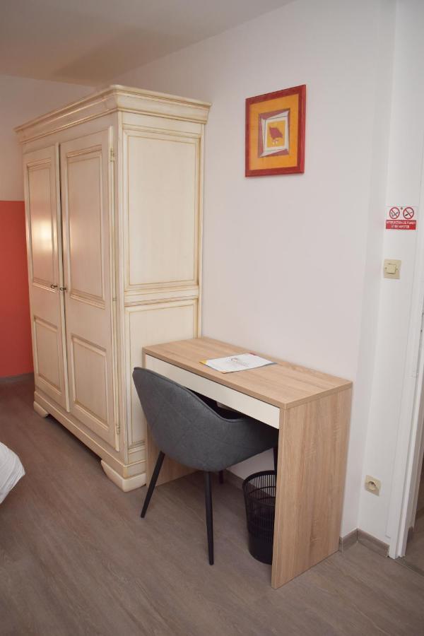 Gionges Auberge Saint Fergeux מראה חיצוני תמונה