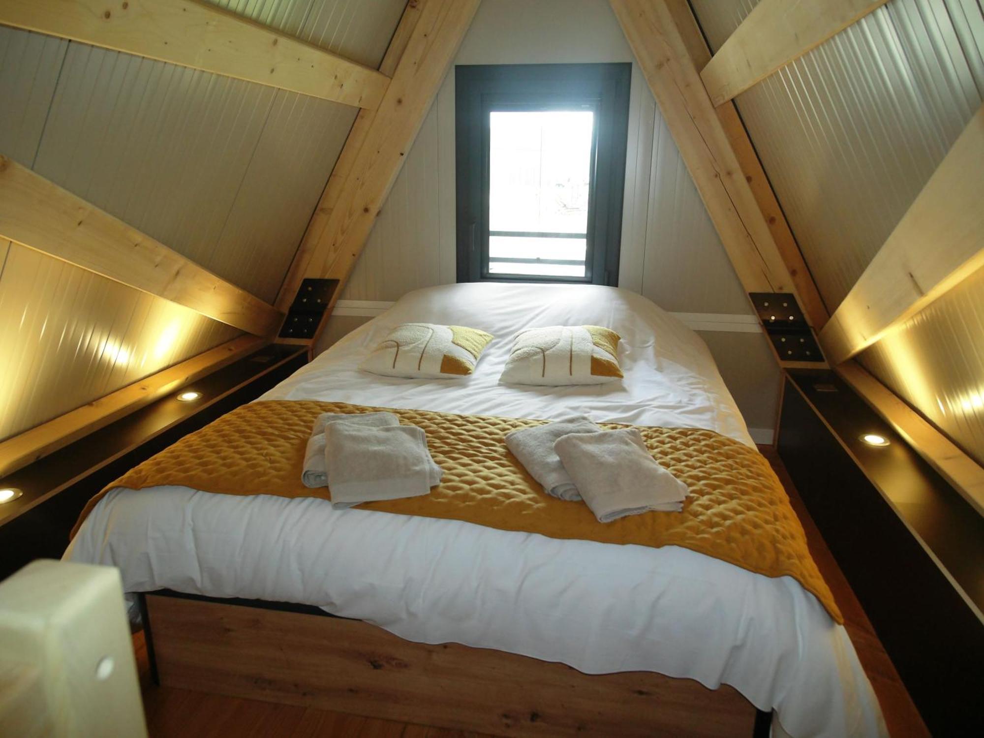 Gionges Auberge Saint Fergeux מראה חיצוני תמונה